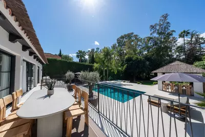 Detached Villa in Nueva Andalucía