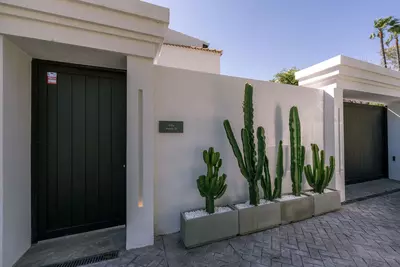 Detached Villa in Nueva Andalucía