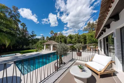 Detached Villa in Nueva Andalucía