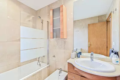 Middle Floor Apartment in Estepona