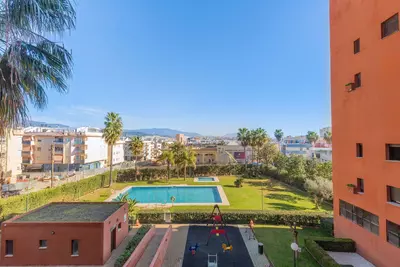 Middle Floor Apartment in Estepona