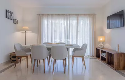 Middle Floor Apartment in Estepona