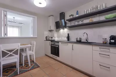 Middle Floor Apartment in Estepona