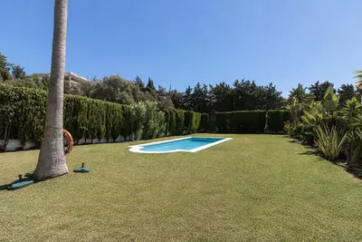 Middle Floor Apartment in Marbella