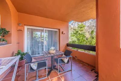 Middle Floor Apartment in Nueva Andalucía