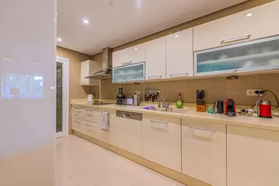 Middle Floor Apartment in Nueva Andalucía