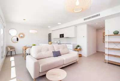 Middle Floor Apartment in Bel Air