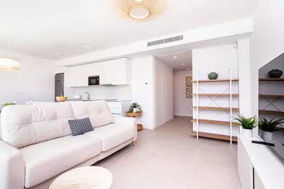 Middle Floor Apartment in Bel Air