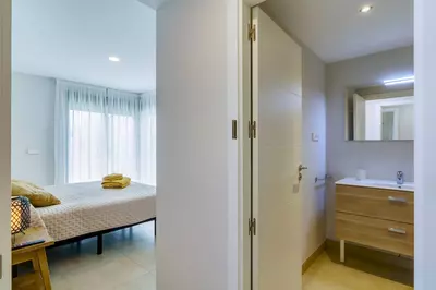 Middle Floor Apartment in Selwo