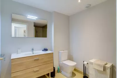 Middle Floor Apartment in Selwo