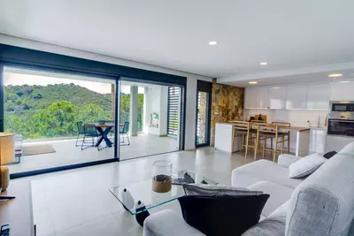 Middle Floor Apartment in Selwo
