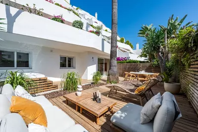Ground Floor Apartment in Nueva Andalucía