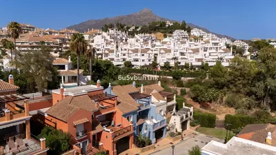 Townhouse in Nueva Andalucía