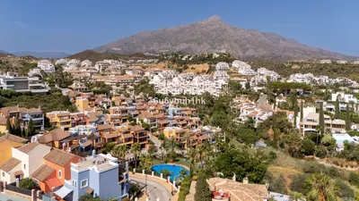 Townhouse in Nueva Andalucía