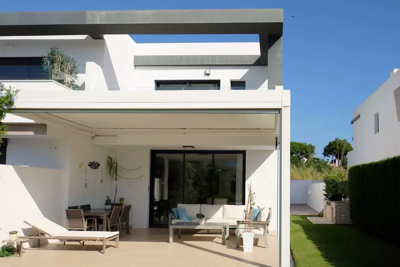 Semi-Detached House in Selwo