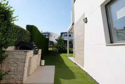 Semi-Detached House in Selwo