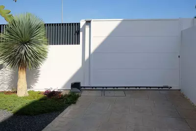 Semi-Detached House in Selwo