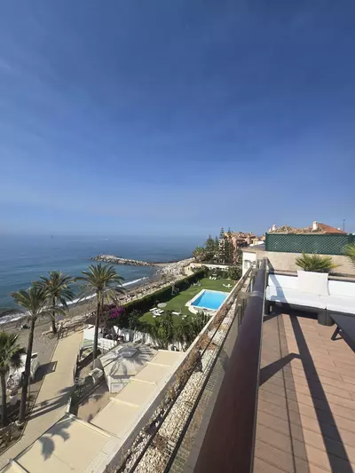 Penthouse in Puerto Banús