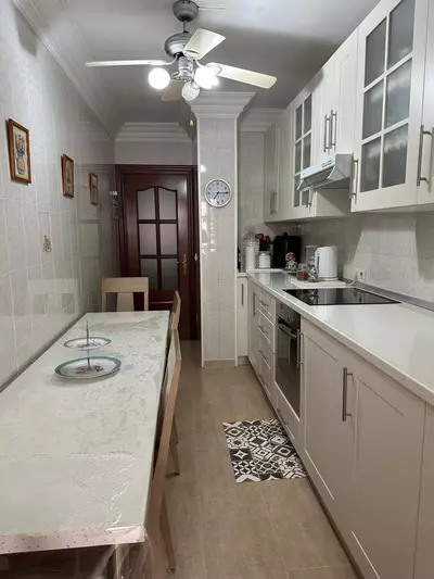 Middle Floor Apartment in Estepona
