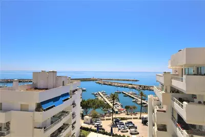 Penthouse in Estepona