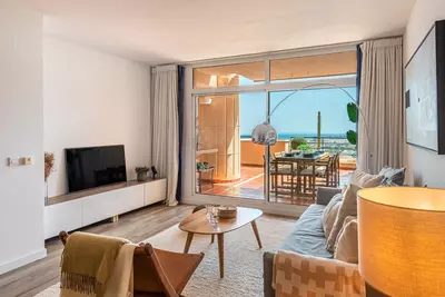 Middle Floor Apartment in Nueva Andalucía