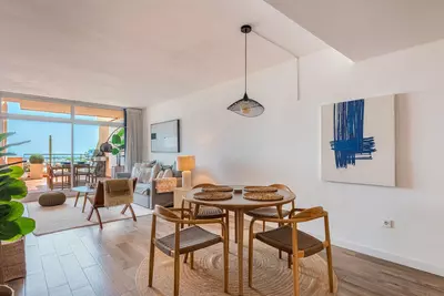 Middle Floor Apartment in Nueva Andalucía