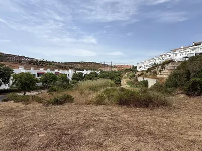 Residential Plot in Manilva