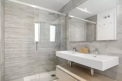 Middle Floor Apartment in Estepona