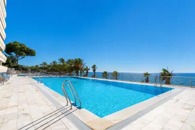 Middle Floor Apartment in Marbella