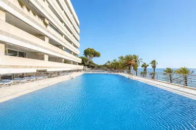 Middle Floor Apartment in Marbella
