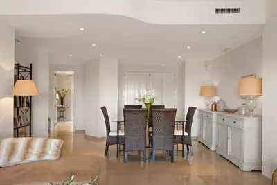 Middle Floor Apartment in Elviria