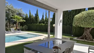 Detached Villa in Nueva Andalucía