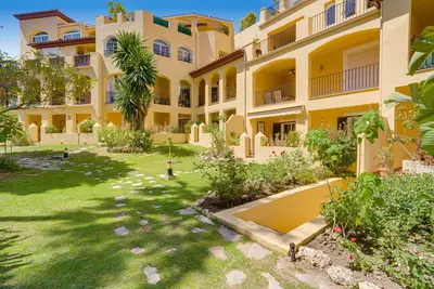 Ground Floor Apartment in Guadalmina Alta