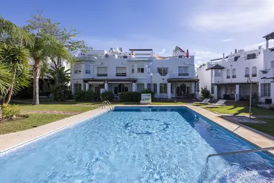 Semi-Detached House in Nueva Andalucía