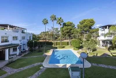 Semi-Detached House in Nueva Andalucía