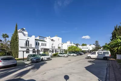 Semi-Detached House in Nueva Andalucía