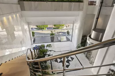 Middle Floor Apartment in Puerto Banús