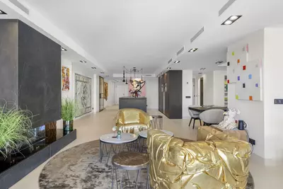 Middle Floor Apartment in Puerto Banús