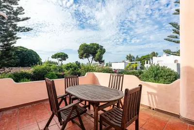 Detached Villa in El Paraiso