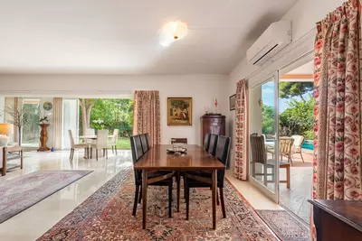 Detached Villa in El Paraiso