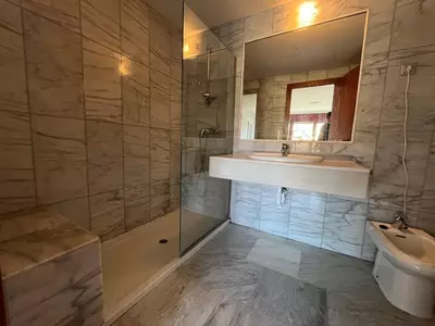 Middle Floor Apartment in Benahavís