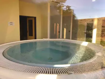 Middle Floor Apartment in Benahavís