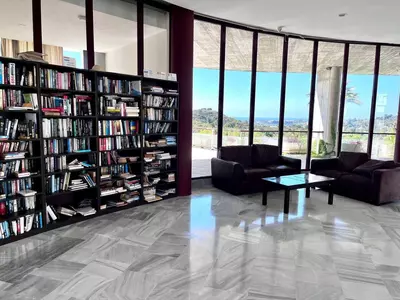 Middle Floor Apartment in Benahavís