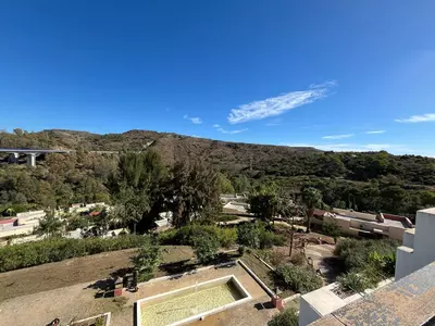 Middle Floor Apartment in Benahavís