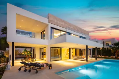 Detached Villa in Nueva Andalucía