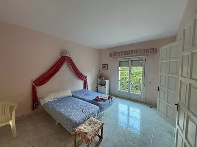 Middle Floor Apartment in Nueva Andalucía