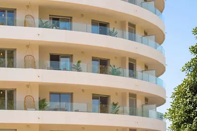 Middle Floor Apartment in Nueva Andalucía
