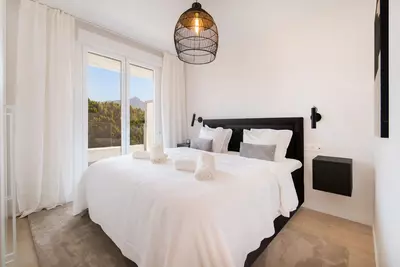 Middle Floor Apartment in Nueva Andalucía
