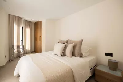 Middle Floor Apartment in Nueva Andalucía