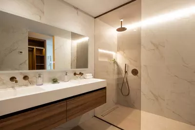 Middle Floor Apartment in Nueva Andalucía